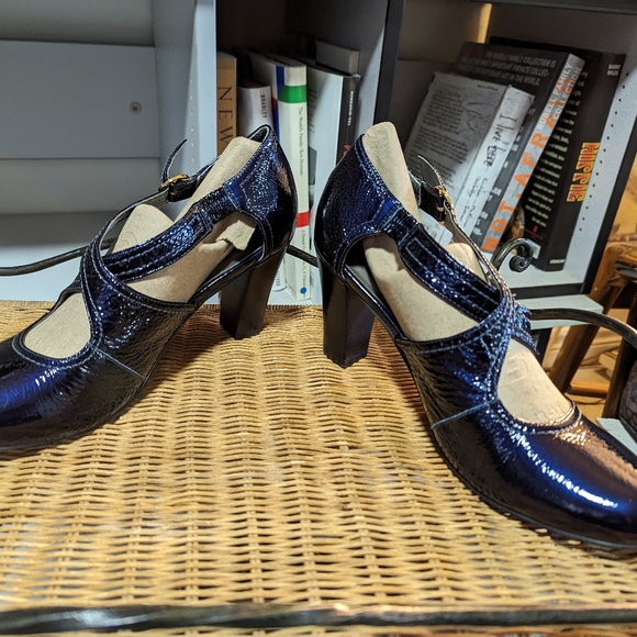 Patent leather shoes,made in Brazil - Picture 5 of 5